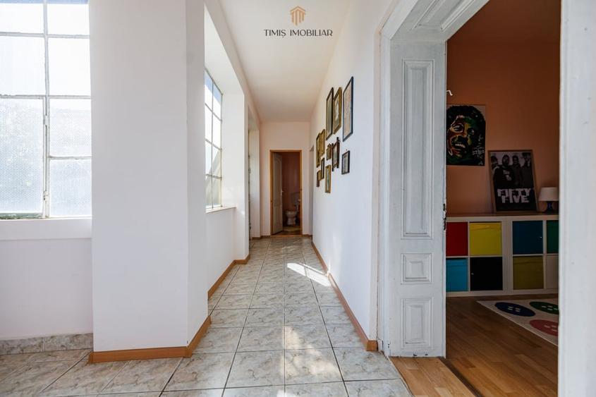 Casă individuală cu 3 camere cu Teren 1929 Mp în Remetea Mare