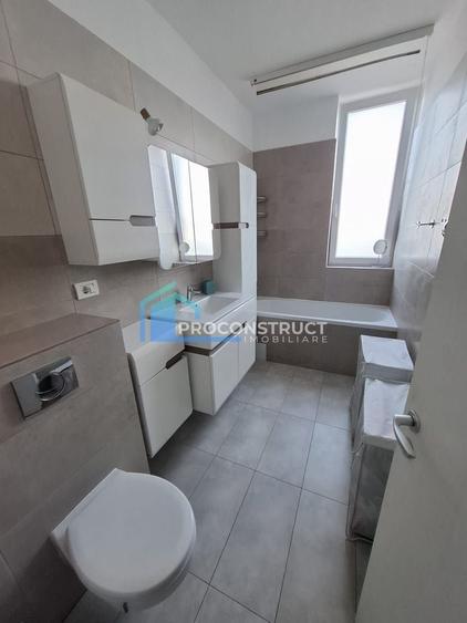 Apartament cu 3 camere decomandat, mobilat în Dumbrăvița