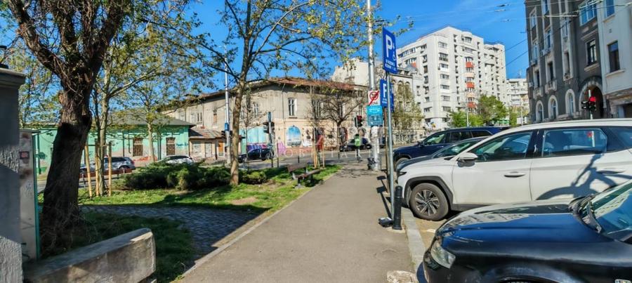 Apartament cu 5 camere decomandat, mobilat în Cișmigiu