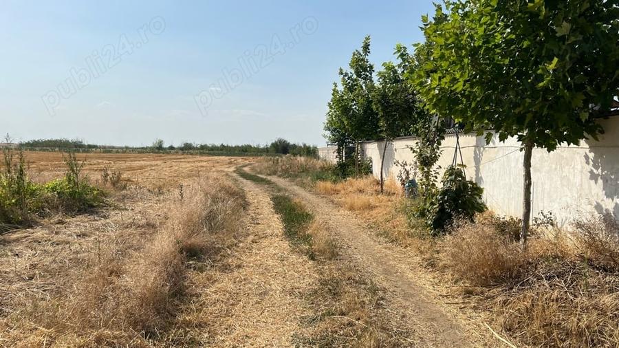 Teren de 1723 mp, în Poșta
