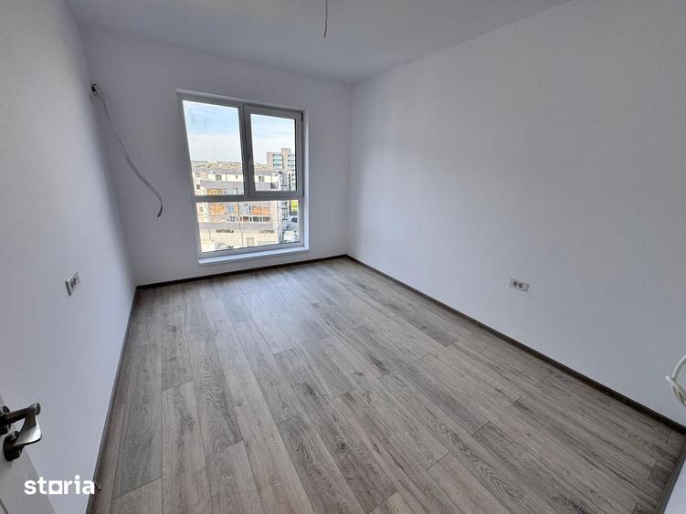 Apartament cu 3 camere decomandat în Fundeni