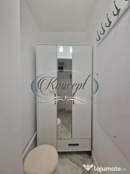 Apartament cu 3 camere decomandat în Plopilor