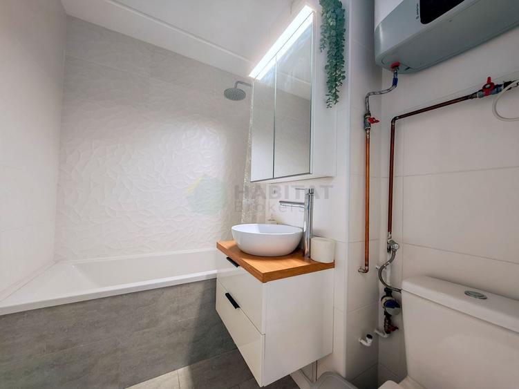 Apartament cu 2 camere semidecomandat, mobilat în Dristor