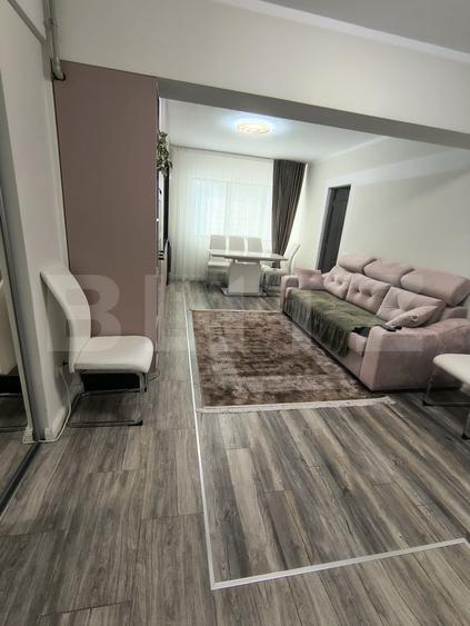 Apartament cu 2 camere semidecomandat, mobilat în Sud-Vest