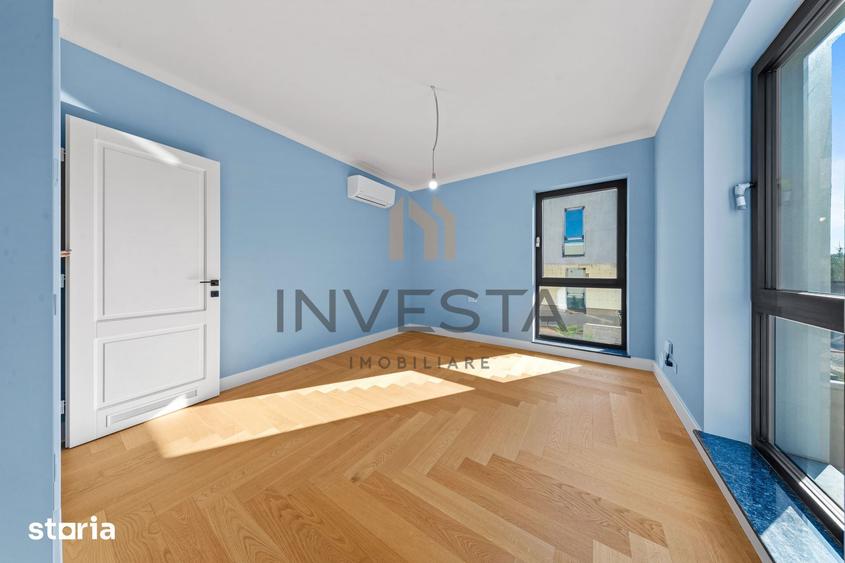 Casă cu 8 camere cu Teren 677 Mp în Borhanci
