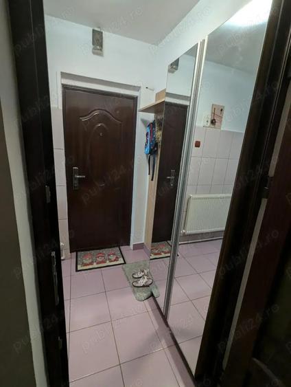 Inchiriez apartament cu doua camere la parter cu gradina. - 3