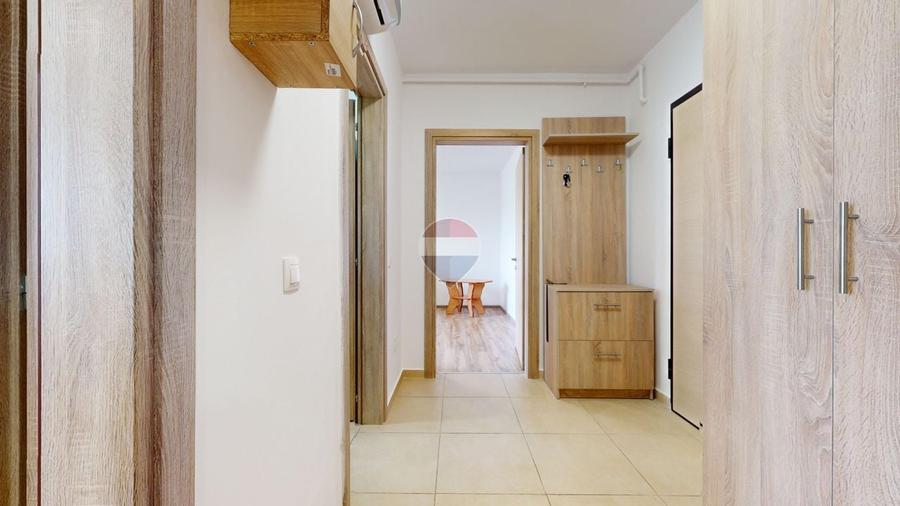 Apartament cu 2 camere decomandat, mobilat în Tractorul