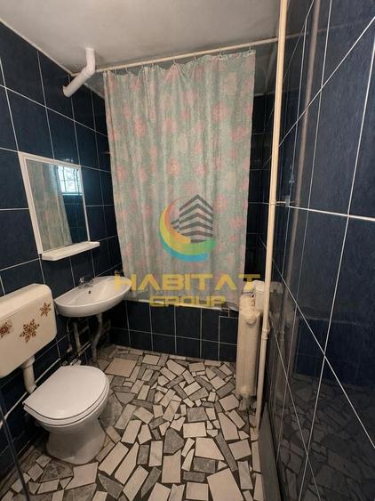 Apartament cu 2 camere semidecomandat în Berceni