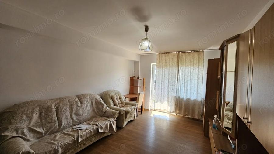 Apartament cu 2 camere decomandat în Florești