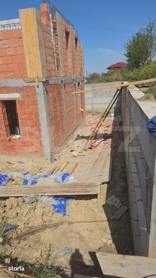 Casă cu 3 camere cu Teren 354 Mp în Bârnova
