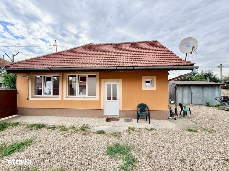 Casă cu 2 camere cu Teren 379 Mp în Moșnița Nouă