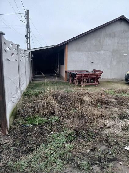 Casă cu Teren 2100 Mp în Bălaia