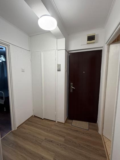 Apartament cu 2 camere decomandat în Drumul Taberei