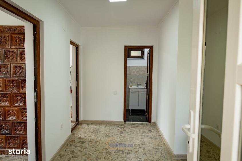 Casă cu 4 camere în Valea Arinilor