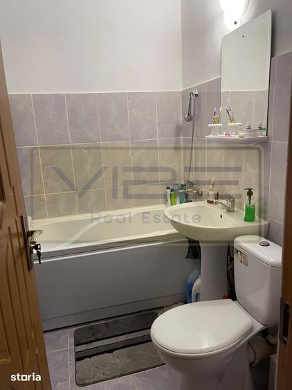 Apartament cu 2 camere semidecomandat în Golăiești