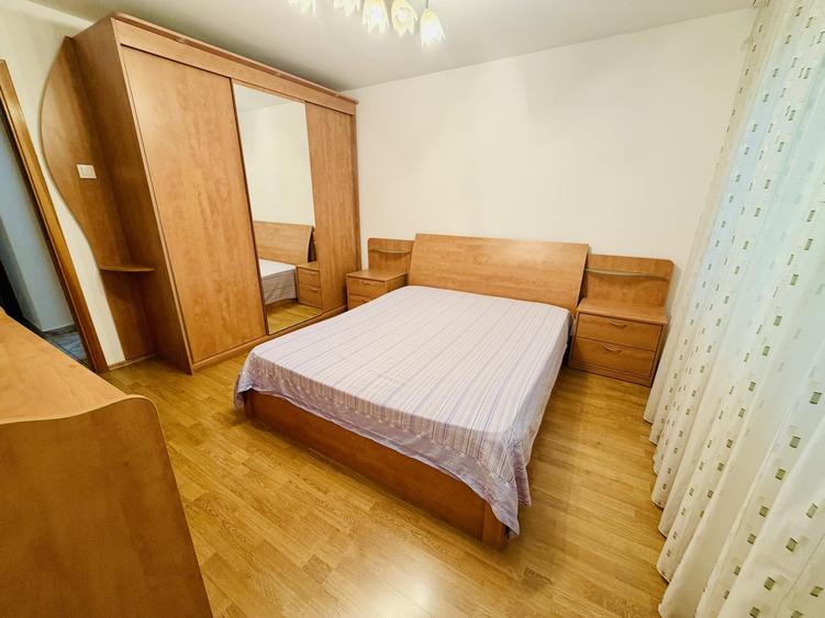 Apartament cu 3 camere decomandat, mobilat în Lujerului