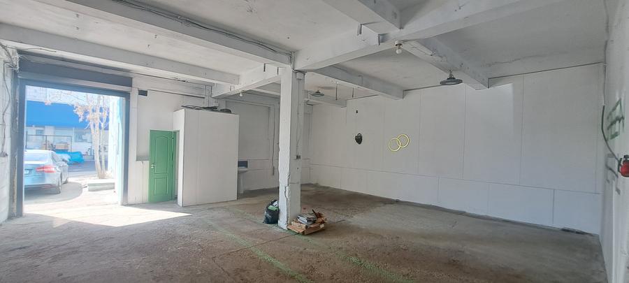 Spațiu industrial, de 2,000 mp, în Jilava