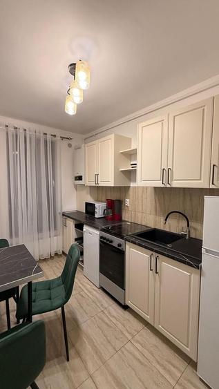 Apartament cu 2 camere semidecomandat în Între Lacuri