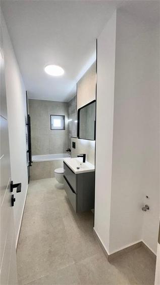 Apartament cu 2 camere decomandat în Răcădău