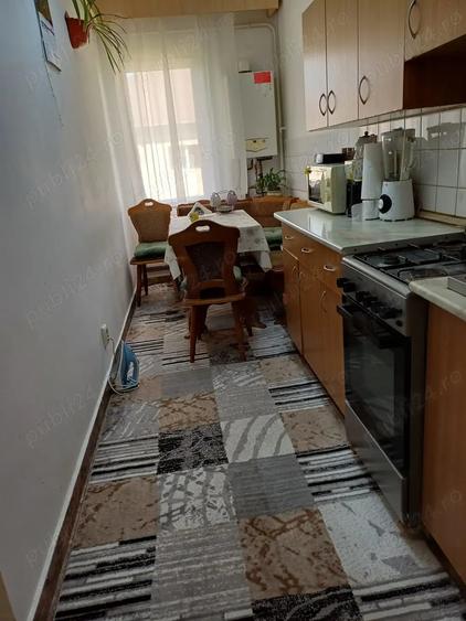 Apartament cu 2 camere decomandat în Caransebeș