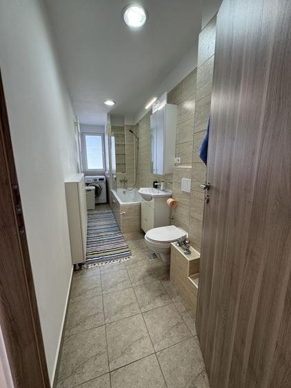 Apartament cu 2 camere decomandat în Brezoianu