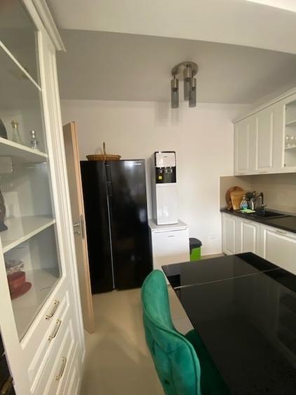 Casă individuală cu 4 camere cu Teren 222 Mp în Central