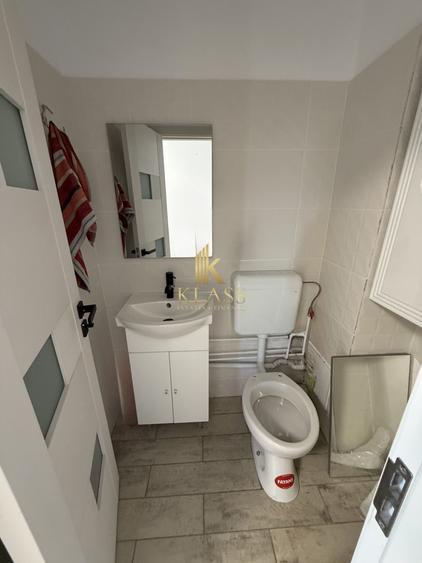 Apartament cu 3 camere decomandat în Basarabia