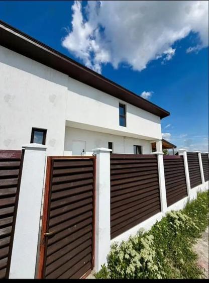 Casă cu 4 camere în Vidra