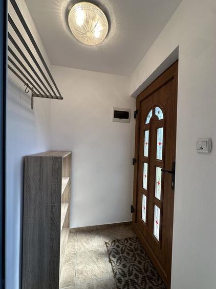 Casă cu 3 camere cu Teren 200 Mp în Central