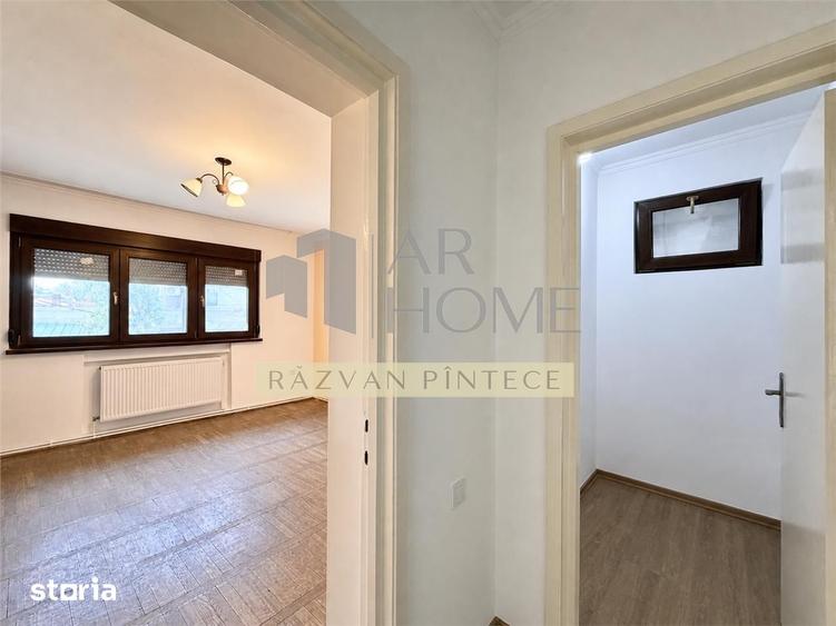 Apartament cu 4 camere în Democrației