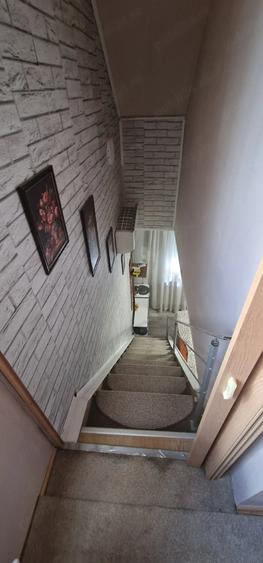 Casă cu Teren 250 Mp în Central