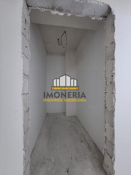 Spațiu comercial, de 191.30999755859 mp, în Vitan