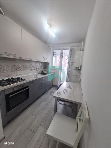 Apartament cu 2 camere semidecomandat în Vlahuță