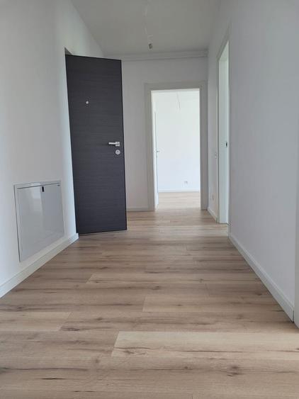 Apartament cu 3 camere semidecomandat în Theodor Pallady