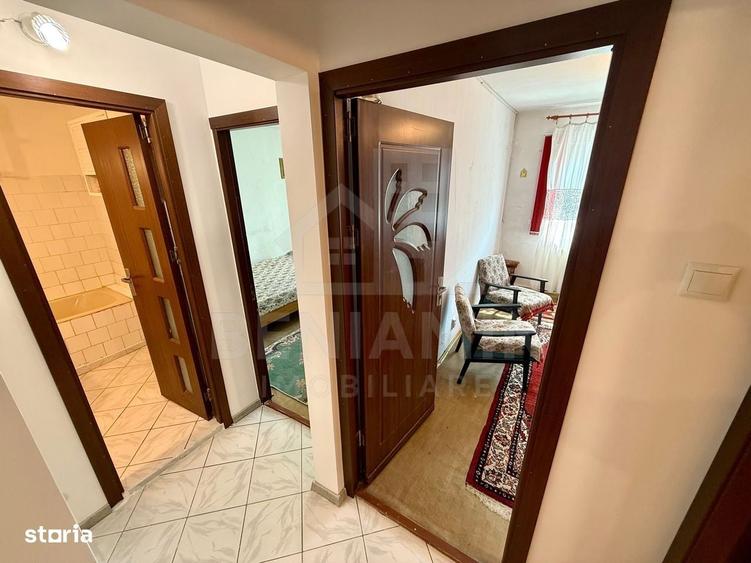 Apartament cu 3 camere decomandat în Central