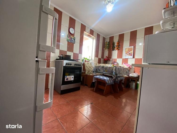 Casă cu 4 camere în Dancu
