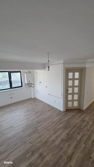Apartament cu 3 camere în Hlincea