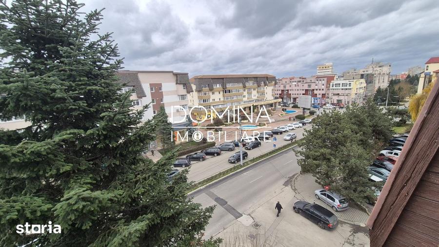 Vanzare apartament 3 camere, Bd. Ecaterina Teodoroiu - zona Casei de C - 1