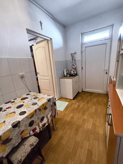 Garsonieră semidecomandată în Uzina 2