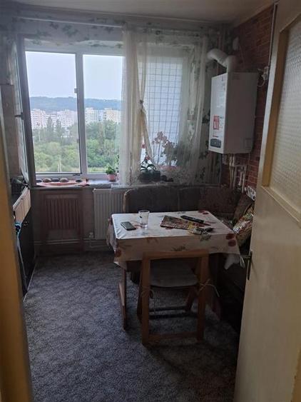 Apartament cu 3 camere decomandat în Gară