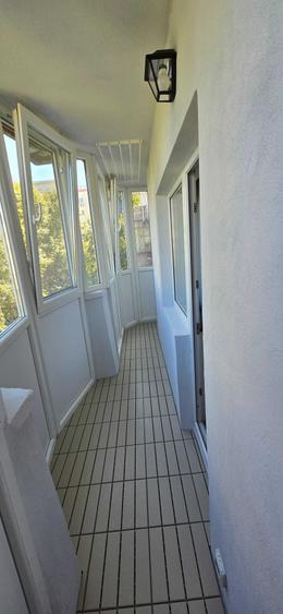 Apartament cu 3 camere decomandat în Brâncoveanu