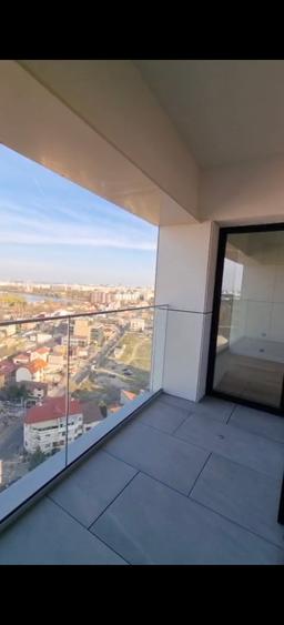 Apartament cu 2 camere semidecomandat în Barbu Văcărescu