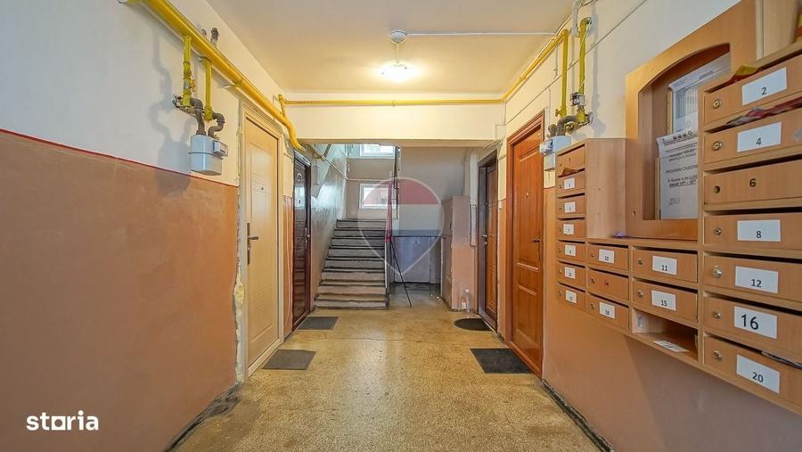 Apartament cu 2 camere semidecomandat în Noua