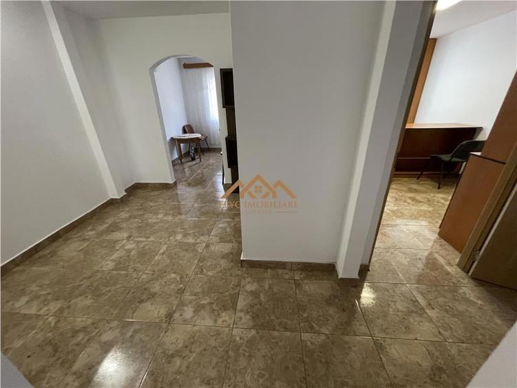Spațiu comercial, de 45 mp, în Capu Câmpului