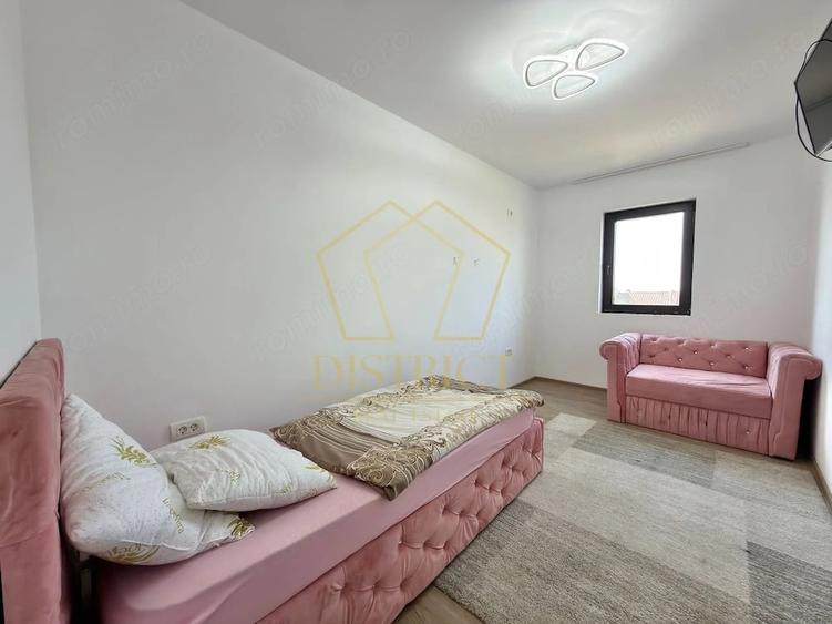 Apartament cu 3 camere semidecomandat în Chișoda