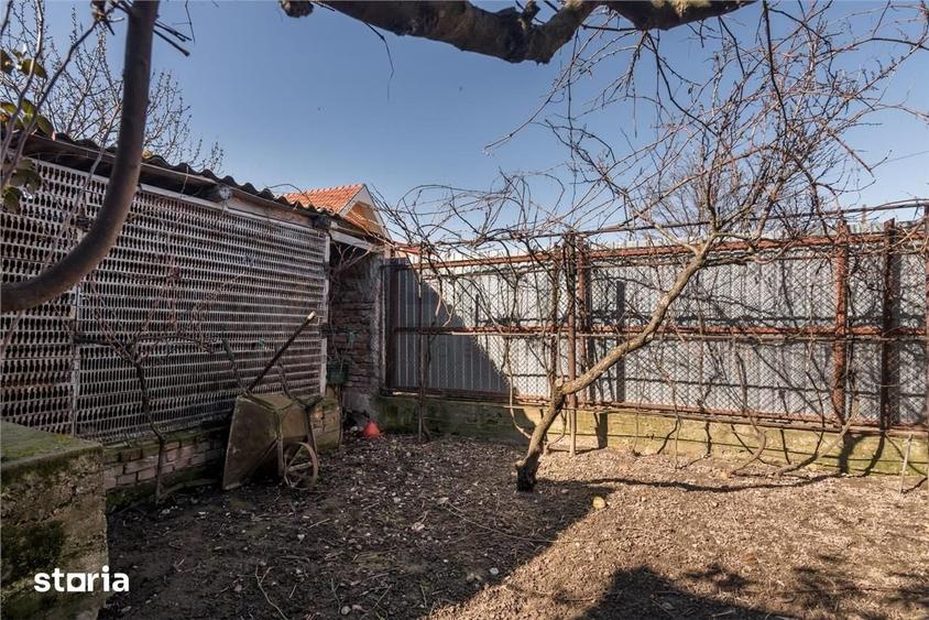 Casă cu 3 camere cu Teren 292 Mp în Eminescu