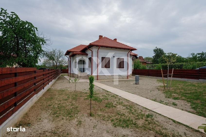 Casă cu 4 camere în Ștefănești