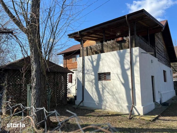 Casa la tara locuibila, cu gradina, ideala pentru liniste si relaxare - 7