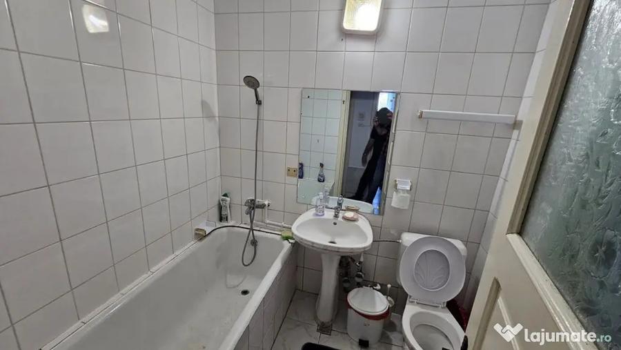 Apartament cu 2 camere decomandat în Ultracentral