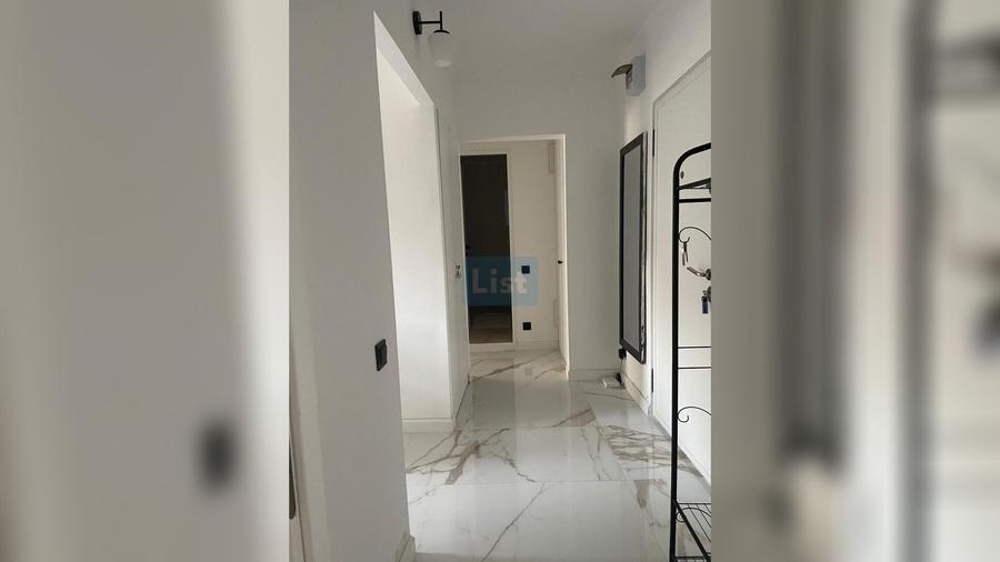 Apartament cu 2 camere decomandat în Plopilor